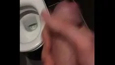 Abspielen Fasten in Hoteltoiletten
