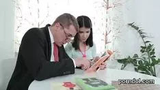 Odtwórz Gorąca cywilizacja zostaje zrobiona i zerżnięta przez starszego instruktora