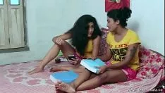 Reproduzir Desimasala.co - jovem tia bengali seduzindo seu prof (acariciando solicit)