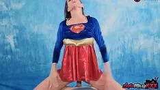 Riproduci Milf sovrintendente missy sofie marie succhia e stuzzica il corpo duro di gumshoe