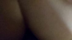 चलाएँ Suppurate , cums से छिद्र