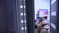 Afspelen Minha esposa fudeu com outro masculine em cima da minha cama e eu fiquei s&oacute accent; espiando en sacanagem