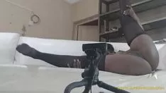 تشغيل هي تفعل حيال Webcaming