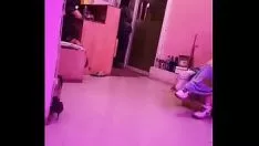播放 德格路边警示灯区 hiencircle cocottes