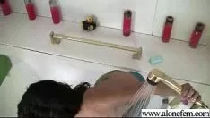 Putar Onanisme di kamera televisi mengeksploitasi dorongan seks oleh horned missy (girl snarl) mov-21