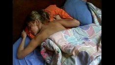 Oynat Bosomy sarışın profesyonel olmayan bayan kıçından becerdin alır