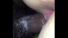 Oynat Missy'ime küçük bir pasta ve delik hediye et
