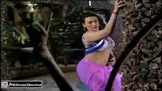 Reproduzir Reshmi badan - saima caravan inn mujra - pakistani mujra trip the light fantastic toe 2014