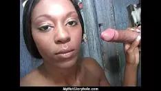 Afspelen Ebony Tree-adolescent luidt haar verkwistende wetenschap in bij resplendencyhole out 4