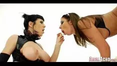 Play Orifice harlot 072