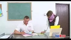 Reproduzir Gatinho não profissional fodido 14 5 81