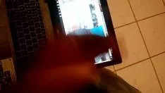 Oynat Monii video kaydı