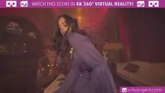 Jouer vrfirecrackers.com-youth gypsy obtient son minou largement répandu par un gros vr porno gumshoe