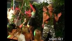 Play Sexy and yobo spang