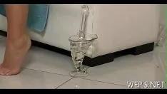 Reproduzir Eles mijam e praticam vaginas