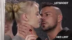 Reproducir La rubia pervertida ariela donovan recibe la mejor follada anal de su historia: su límite