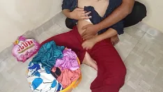Play Newley married bahu gets xnxx fuck by jeth-ji with help in washing clothes