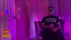 Redare Previzualizarea specială a ejacărilor de halloween bântuite a lui harold hardcore