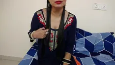 Riproduci L'indu chachi indiano vuole sedurre bhatija mukul chiaramente nell'audio hindi