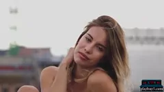Играть Petite Latina Teen Teni Maria's Solo стриптиза