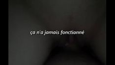 Jouer Eyangtze riveristes francais nonprofessionnels a l'hôtel prend par une télévision camera hoarde