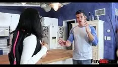 再生 傷つきやすい妹の作品は彼女のおっぱいを感知します
