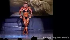 再生 女性の筋肉マン